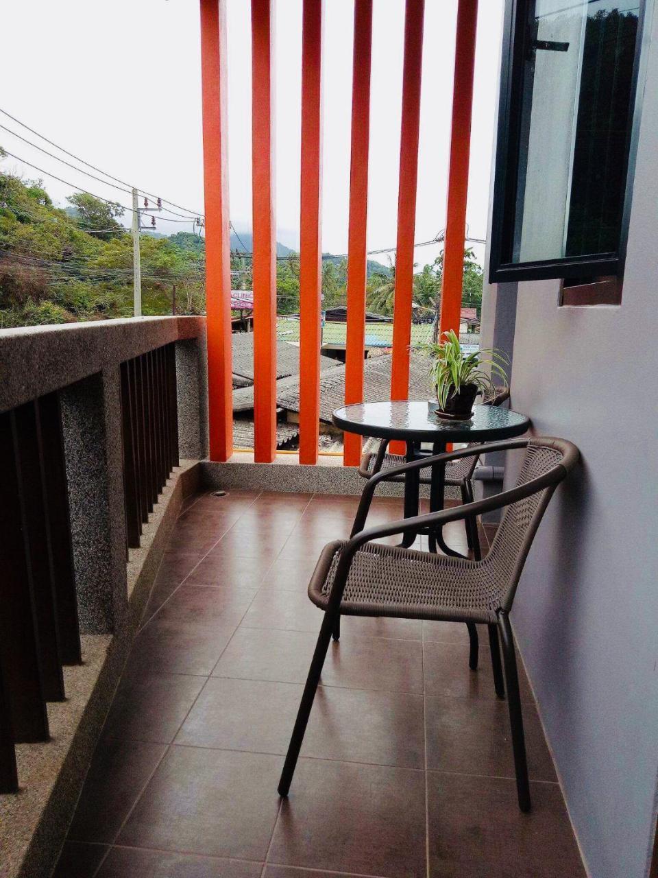 Lanta White'S House Hotel Ko Lanta Kültér fotó