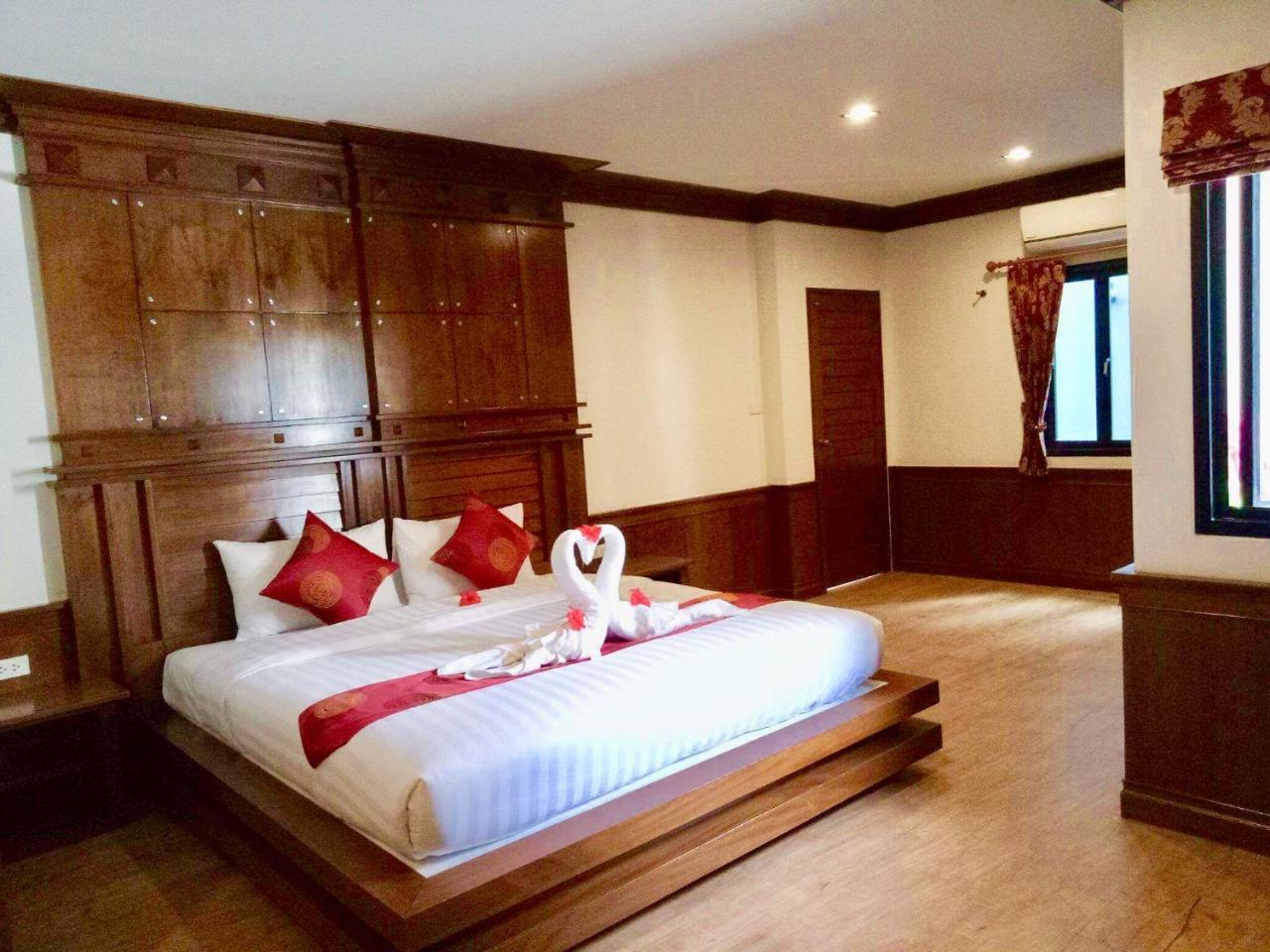 Lanta White'S House Hotel Ko Lanta Kültér fotó